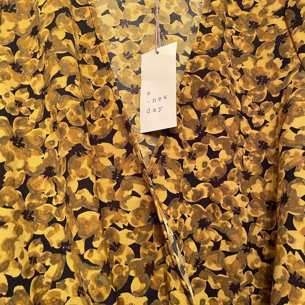 Women’s long sleeve blouse - Picture 2 of 5
